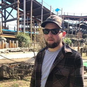 Meet your Posher, Carson